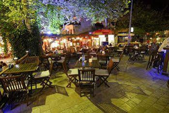 Akdeniz Apart Hotel Кушадасы Экстерьер фото