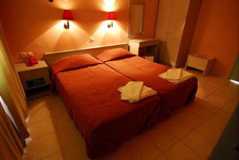 Akdeniz Apart Hotel Кушадасы Экстерьер фото