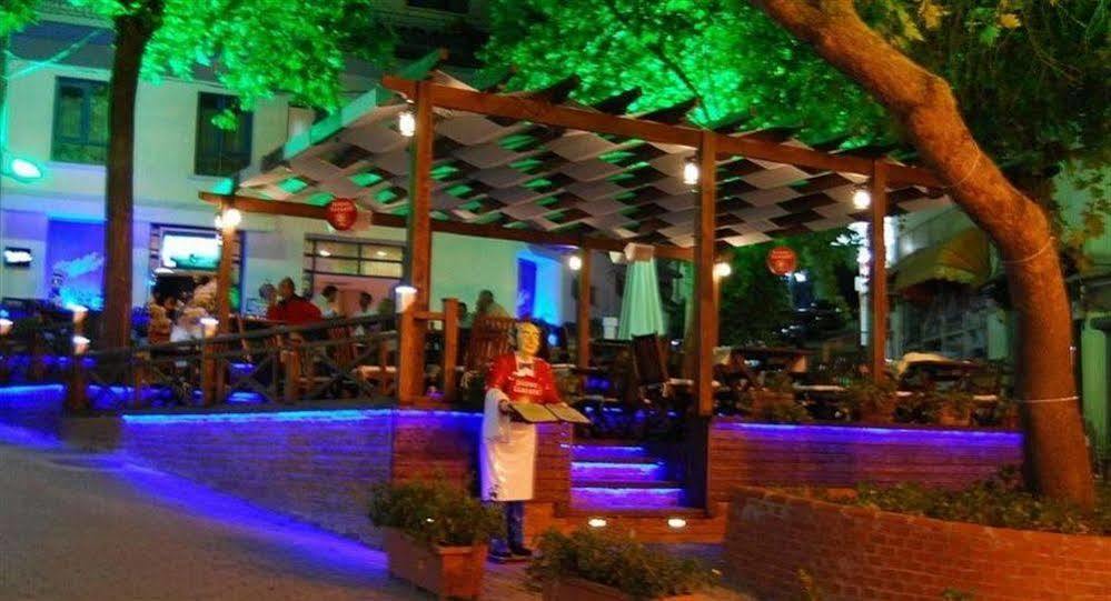 Akdeniz Apart Hotel Кушадасы Экстерьер фото