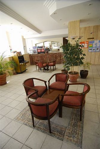Akdeniz Apart Hotel Кушадасы Экстерьер фото